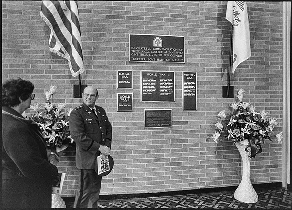 Veterans Memorial - Nov 1988