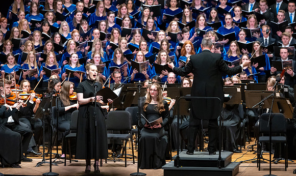 The Sacred Music Oratorio performs.