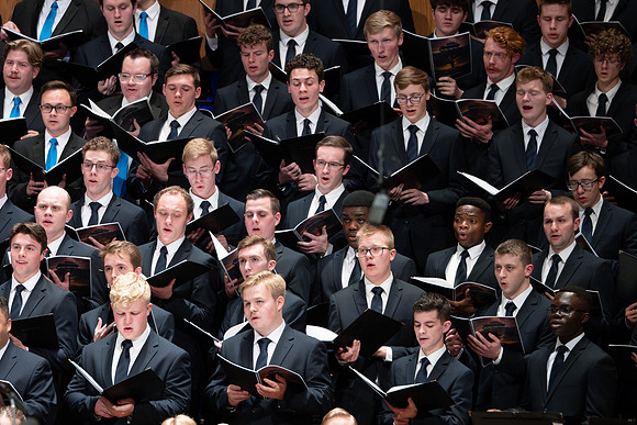 The Sacred Music Oratorio performs.