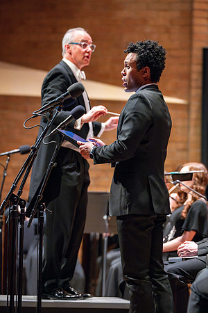 The Sacred Music Oratorio performs.