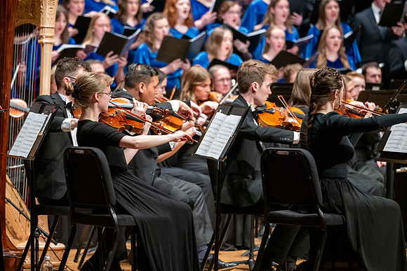 The Sacred Music Oratorio performs.