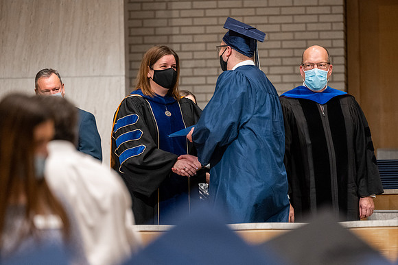 Convocation - Bus & Com - Dec. 2021