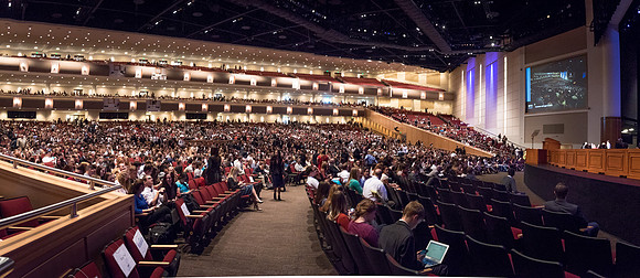 The I-Center Auditorium fills with students who are ready to hear Elder Renlund speak. 2017
