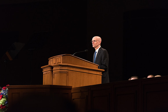 President Henry J. Eyring introduces Elder Renlund. 2017