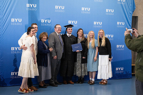 Commencement - April 2024