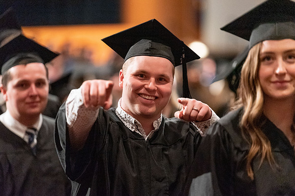 Commencement - Apr 2022