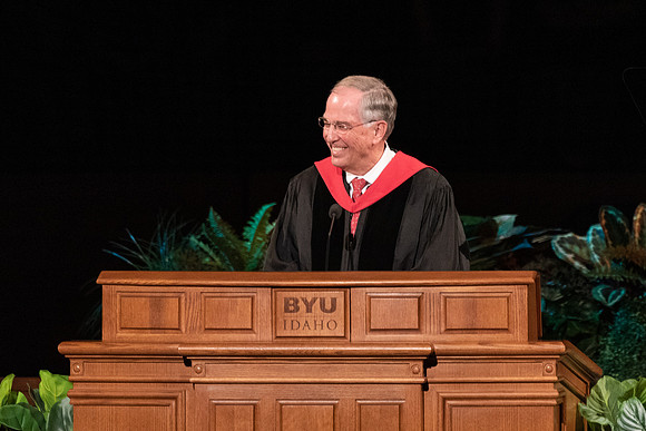 Commencement - Apr 2022