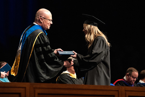 Convocation- Bus Com & Phys Sci - Apr 2022