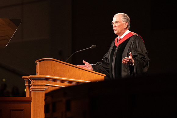 Commencement - Apr 2022