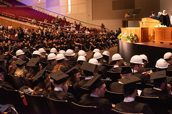 Convocation- Bus Com & Phys Sci - Apr 2022