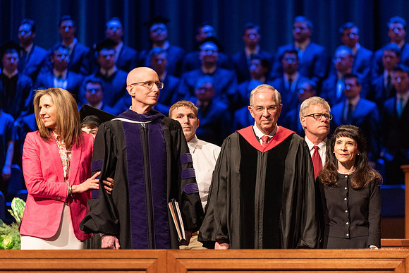 Commencement - Apr 2022