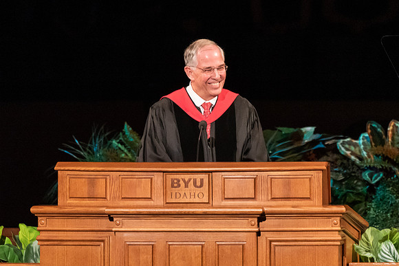 Commencement - Apr 2022