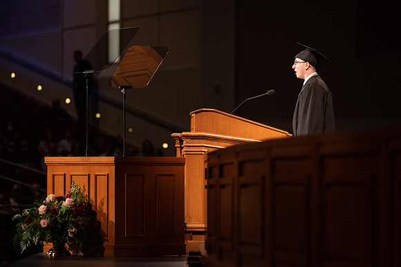 Commencement - Apr 2022