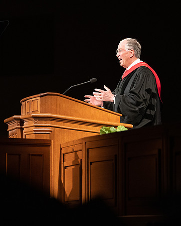 Commencement - Apr 2022