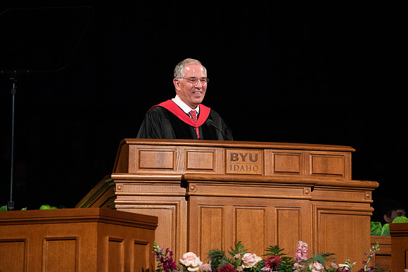 Commencement - Apr 2022