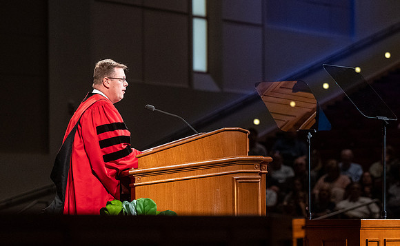 Commencement - Apr. 2022