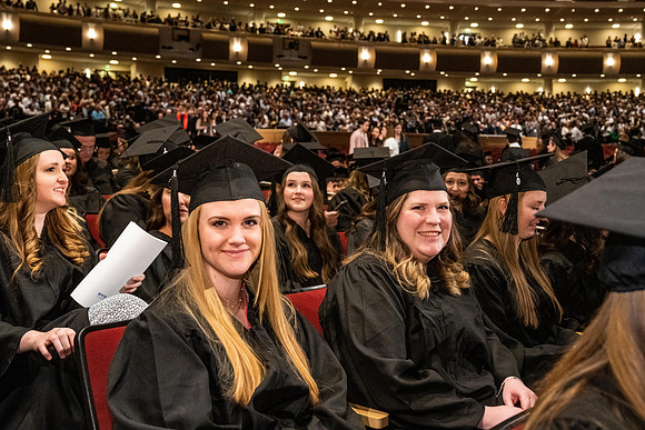 Commencement - Apr 2022
