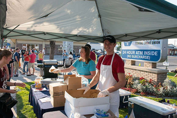 Beehive Credit Union welcomes BYU-Idaho students back for a new semester with free hotdogs and fun.