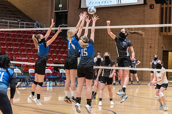 Women's Volleyball - Nov 2020