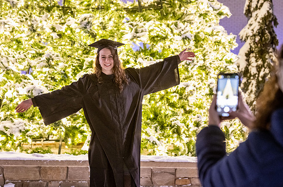 Grad - Holly Johnson - Dec 2020