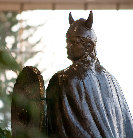 Thor statue in the Hart building foyer.