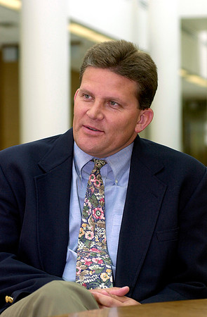 Portrait Guy Hollingsworth