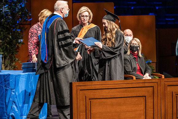 Convocation - Education - Dec. 2021