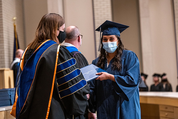 Convocation - Bus & Com - Dec. 2021