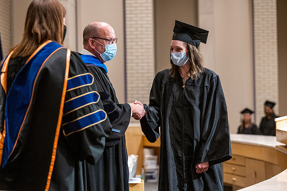 Convocation - Bus & Com - Dec. 2021