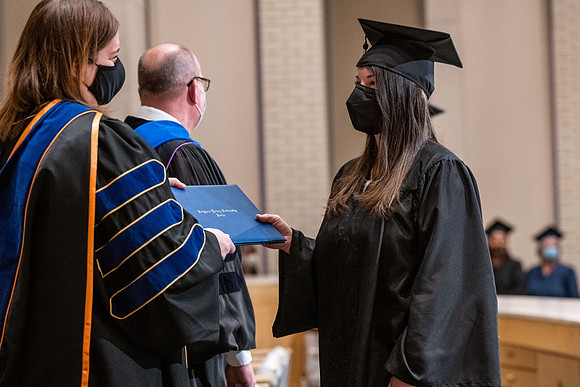 Convocation - Bus & Com - Dec. 2021
