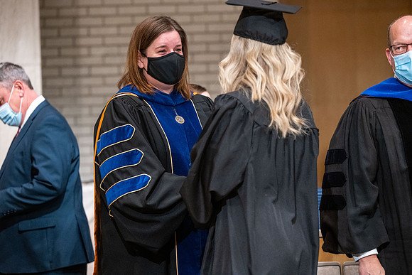 Convocation - Bus & Com - Dec. 2021
