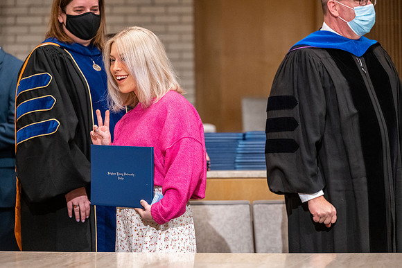 Convocation - Bus & Com - Dec. 2021