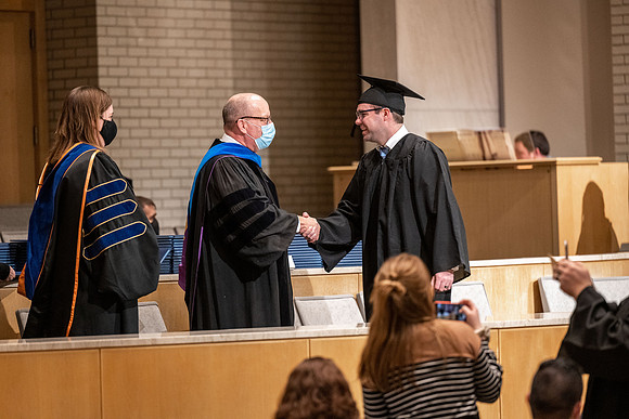 Convocation - Bus & Com - Dec. 2021