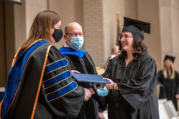 Convocation - Bus & Com - Dec. 2021