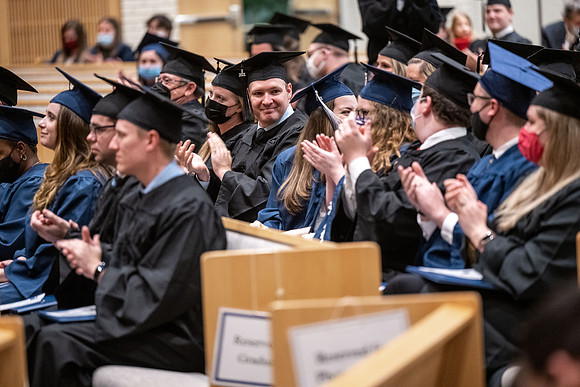 Convocation - Bus & Com - Dec. 2021