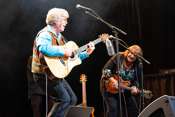 Jim Curry performs songs of John Denver at the Hart Auditorium.