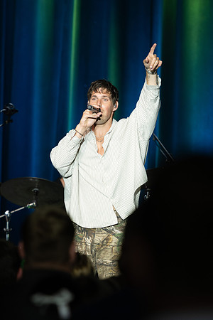 Jake Scott preforms at BYU-Idaho.
