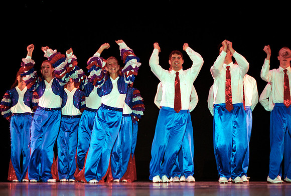 Extravadance performers.