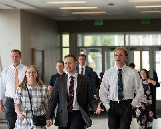 Sunday Devotional With Elder Ulisses Soares - Apr 2025