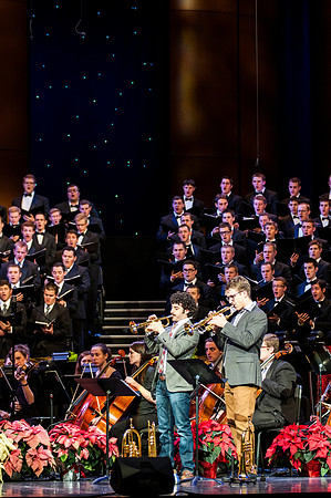 At the BYU-Idaho Christmas, the university dance department, choirs and orchestra, came together with guest artists Canadian Brass for a beautiful and uplifting show.