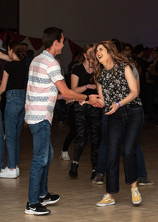 Country dancing - June 2022