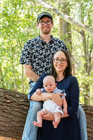 Rachel Tullis, an interdisciplinary science major, and her family. Photo for LDS Philanthropies.