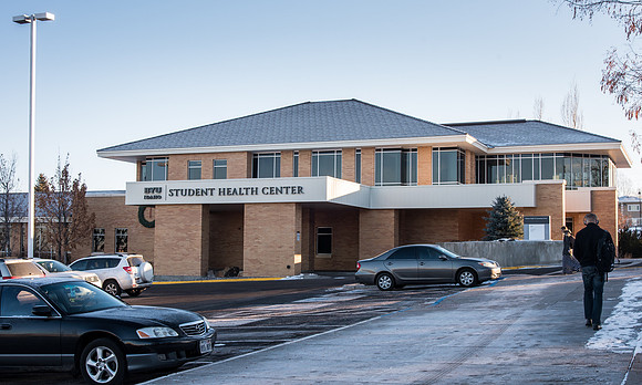 Student Health Center gets a new sign on the building to help students more easily find the building. Too many students would go to the Radio building instead.