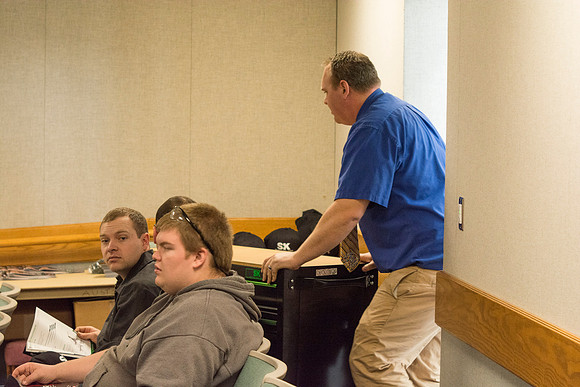 SK Tools representative Rob Conrad speaks to Automotive and Engineering students in the Austin Builiding.