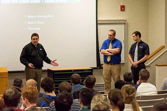 SK Tools representative Rob Conrad speaks to Automotive and Engineering students in the Austin Builiding.