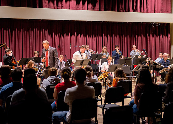 Performance of the jazz group at the Snow Building.