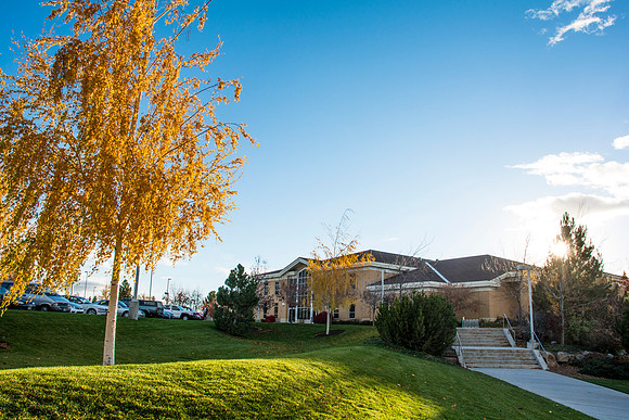 Front of the Hinckley Building in the fall.