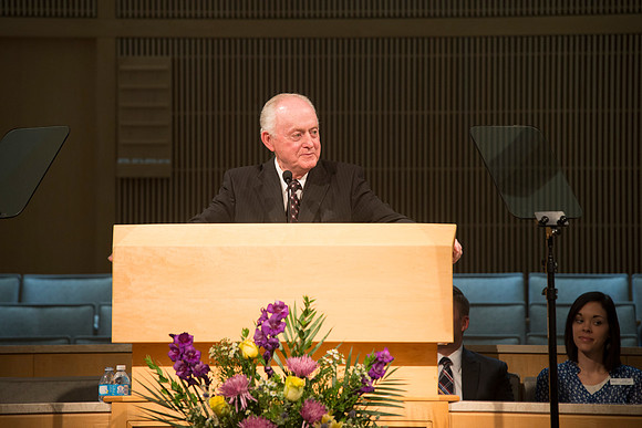 Elder W. Rolfe Kerr, Emeritus Member of the First Quorum of the Seventy, gives Friday devotional.