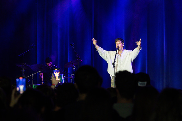 Jake Scott preforms at BYU-Idaho.