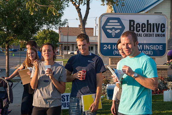 Beehive Credit Union welcomes BYU-Idaho students back for a new semester with free hotdogs and fun.